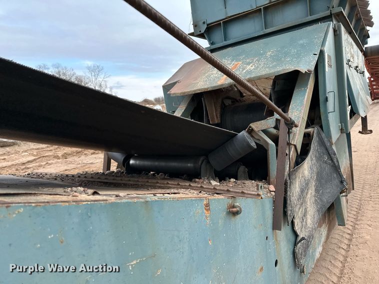 image for item DO3214 2000 Powerscreen Commander 510 screening plant