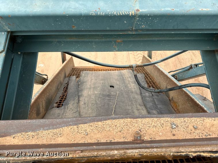 image for item DO3214 2000 Powerscreen Commander 510 screening plant