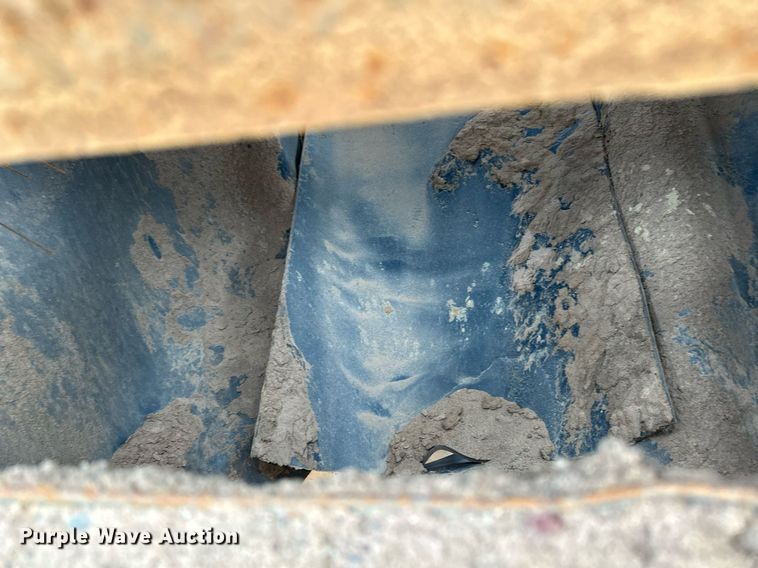 image for item DO3214 2000 Powerscreen Commander 510 screening plant