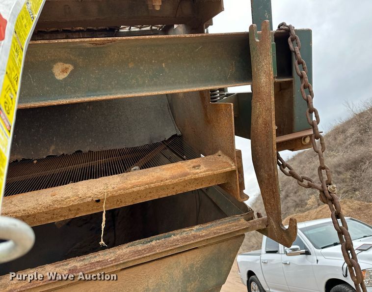 image for item DO3214 2000 Powerscreen Commander 510 screening plant