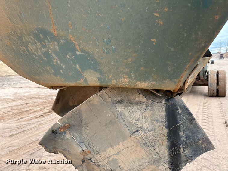 image for item DO3214 2000 Powerscreen Commander 510 screening plant