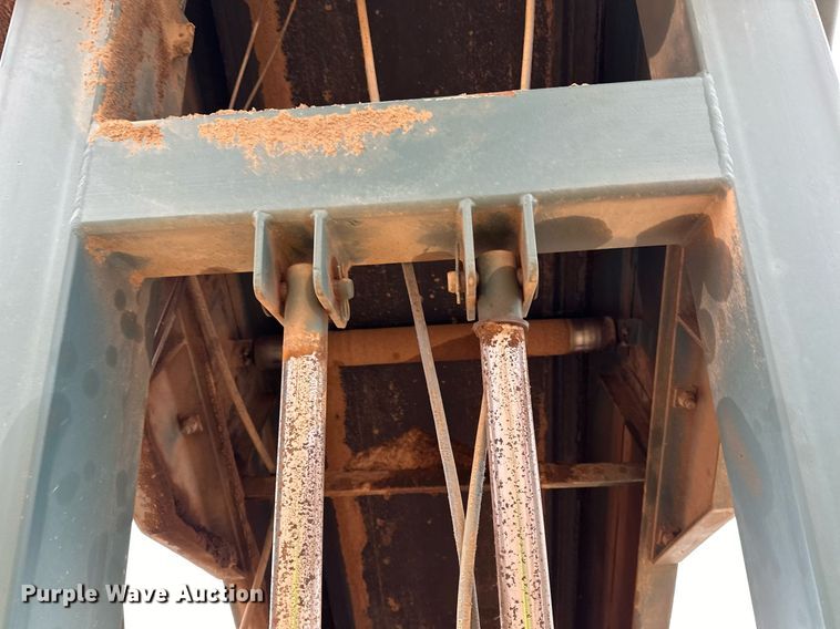 image for item DO3214 2000 Powerscreen Commander 510 screening plant