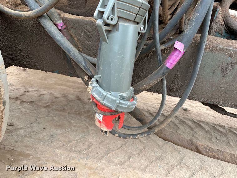 image for item DO3214 2000 Powerscreen Commander 510 screening plant