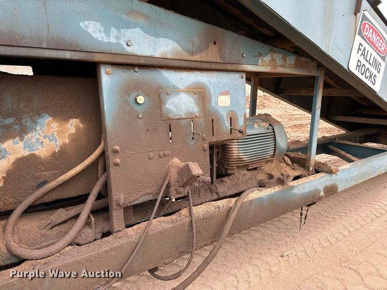 image for item DO3214 2000 Powerscreen Commander 510 screening plant