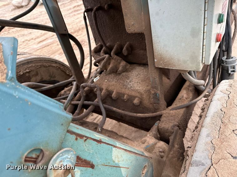 image for item DO3214 2000 Powerscreen Commander 510 screening plant