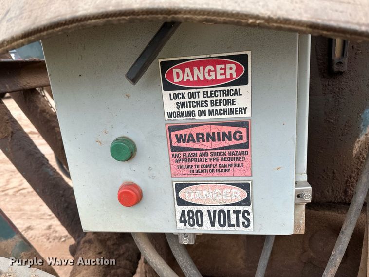 image for item DO3214 2000 Powerscreen Commander 510 screening plant