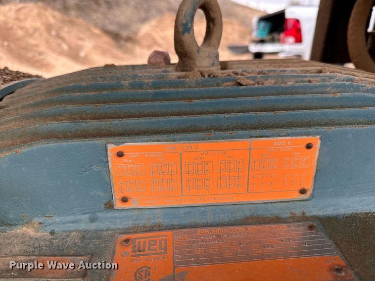 image for item DO3214 2000 Powerscreen Commander 510 screening plant