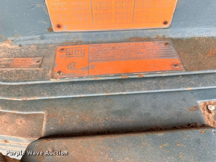 image for item DO3214 2000 Powerscreen Commander 510 screening plant