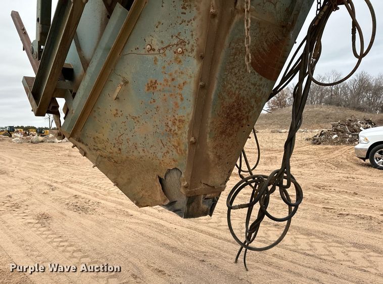 image for item DO3216 1990 Powerscreen  Commander 408 screening plant