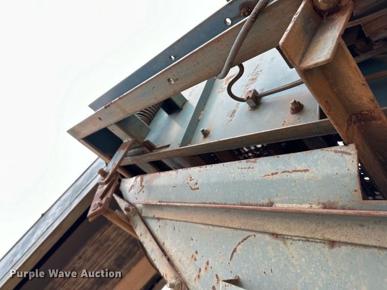 image for item DO3216 1990 Powerscreen  Commander 408 screening plant