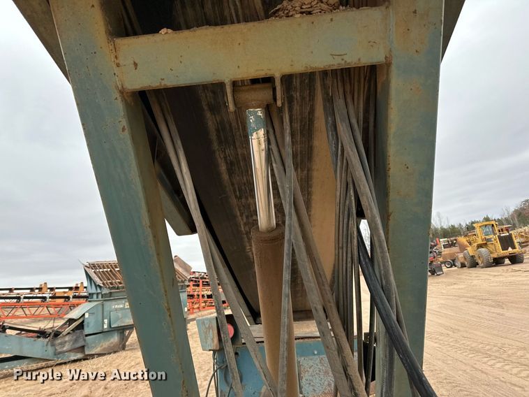 image for item DO3216 1990 Powerscreen  Commander 408 screening plant