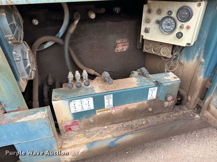 image for item DO3216 1990 Powerscreen  Commander 408 screening plant