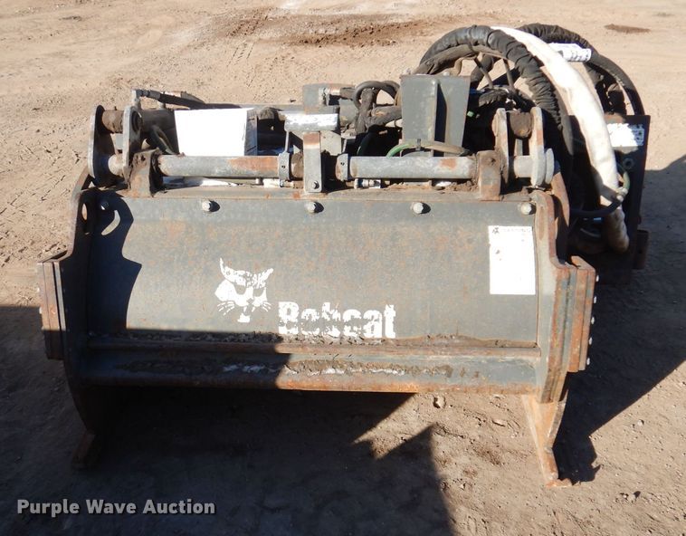 image for item DO3217 2011 Bobcat 40 Hyd Planer skid steer cold planer