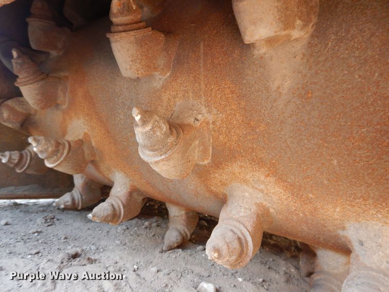 image for item DO3217 2011 Bobcat 40 Hyd Planer skid steer cold planer