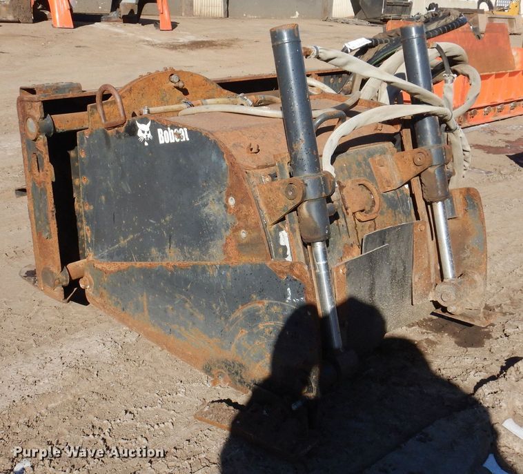 image for item DO3219 2010 Bobcat 24 Hyd Planer skid steer cold planer