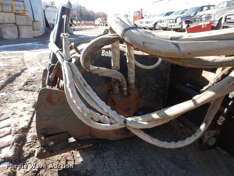 image for item DO3219 2010 Bobcat 24 Hyd Planer skid steer cold planer