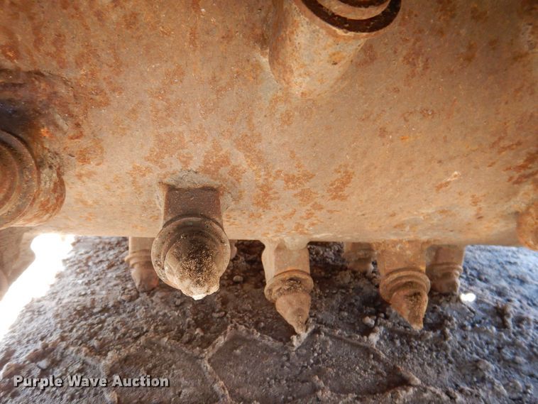 image for item DO3219 2010 Bobcat 24 Hyd Planer skid steer cold planer