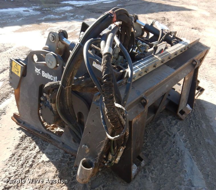 image for item DO3220 2021 Bobcat  40 PSL skid steer cold planer