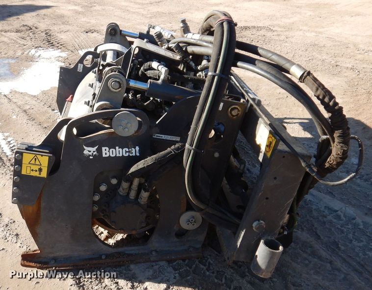 image for item DO3220 2021 Bobcat  40 PSL skid steer cold planer