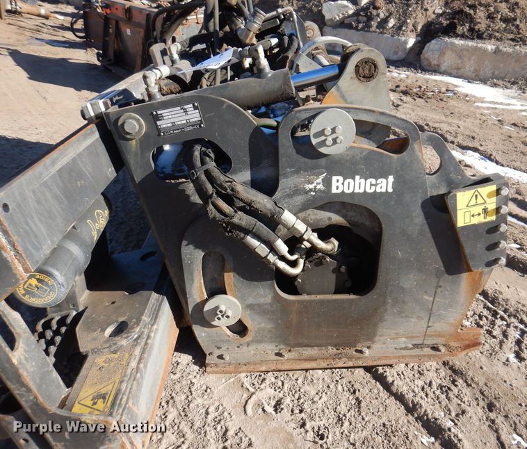 image for item DO3220 2021 Bobcat  40 PSL skid steer cold planer