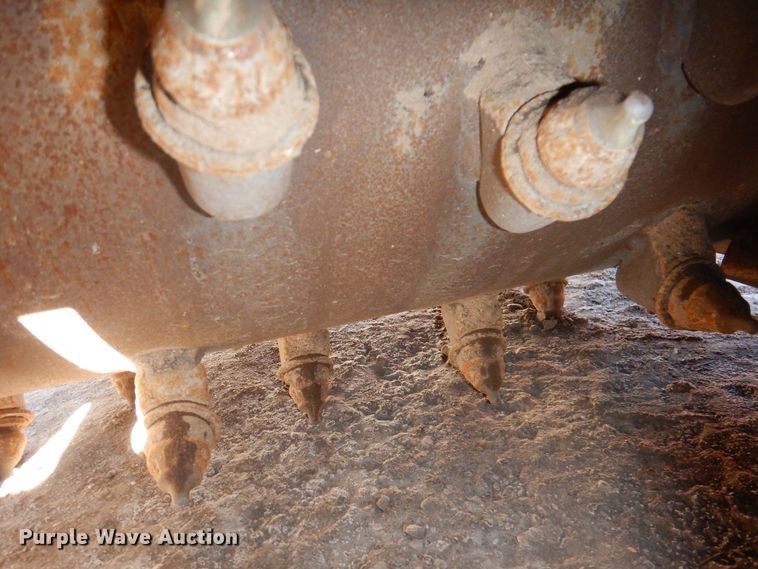 image for item DO3221 2021 Bobcat 24PLA skid steer cold planer