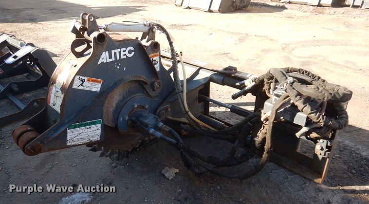 image for item DO3222 2002 Alitec  PS9 skid steer rock saw