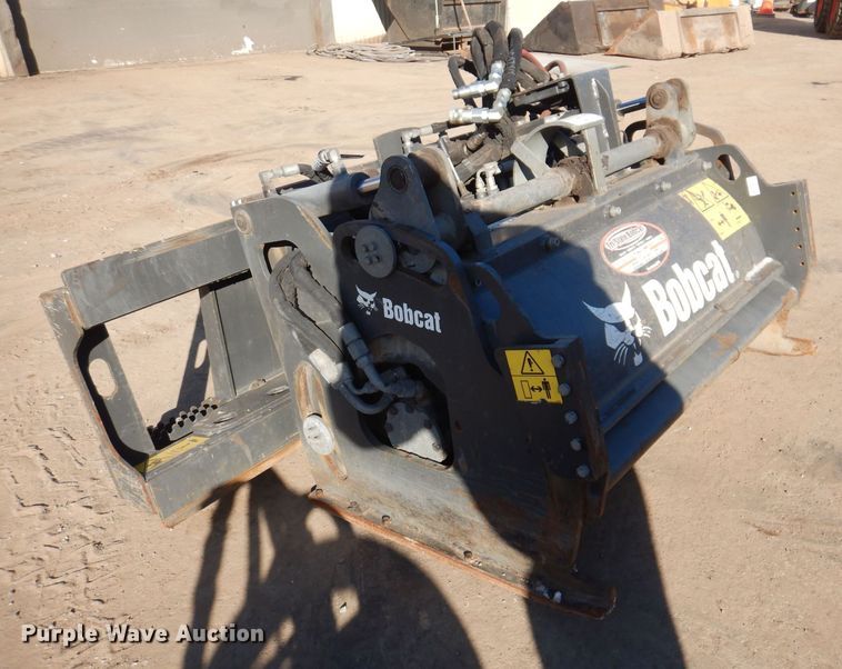 image for item DO3223 2018 Bobcat 40 PSL skid steer cold planer