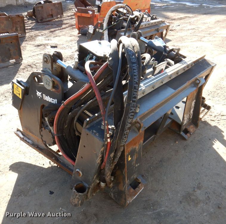 image for item DO3223 2018 Bobcat 40 PSL skid steer cold planer