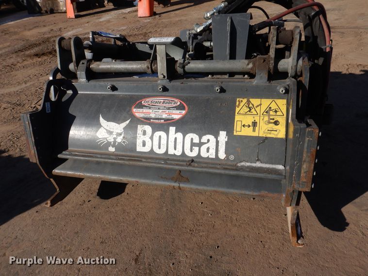 image for item DO3223 2018 Bobcat 40 PSL skid steer cold planer