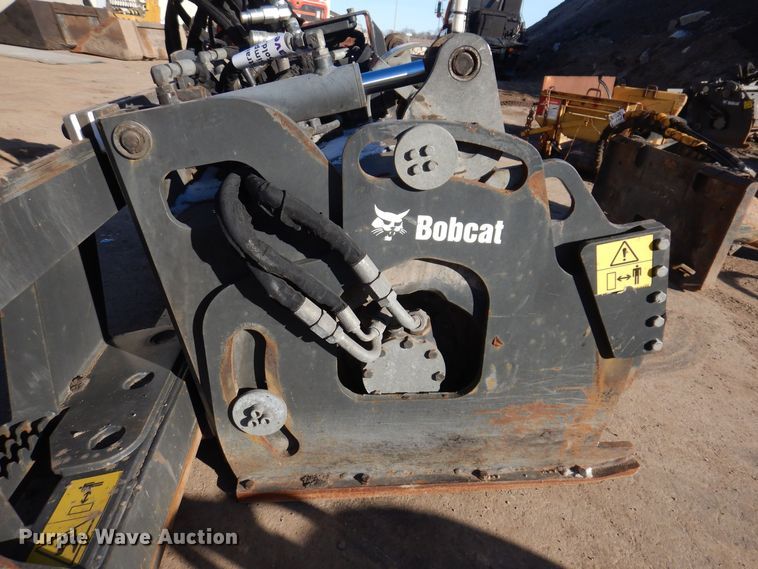 image for item DO3223 2018 Bobcat 40 PSL skid steer cold planer