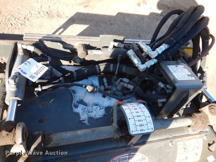 image for item DO3223 2018 Bobcat 40 PSL skid steer cold planer