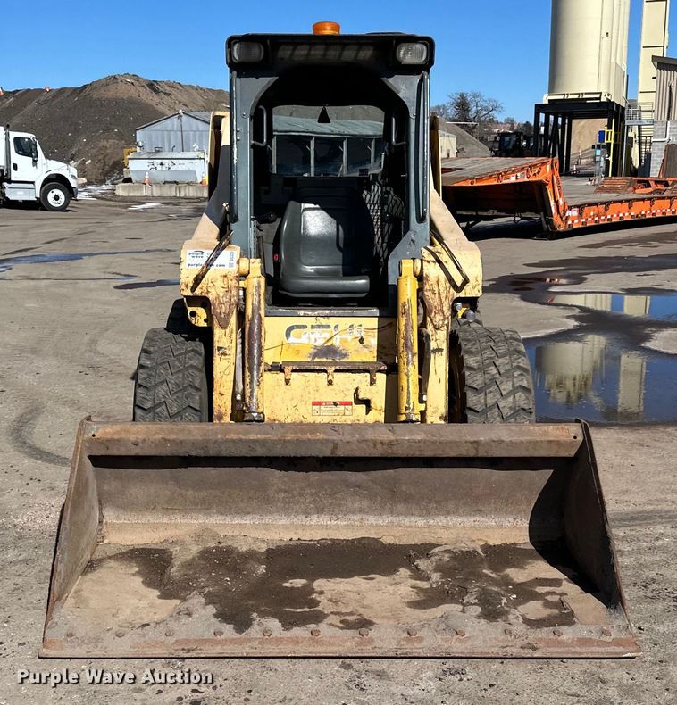 image for item DO3226 2008 Gehl 5640 skid steer loader
