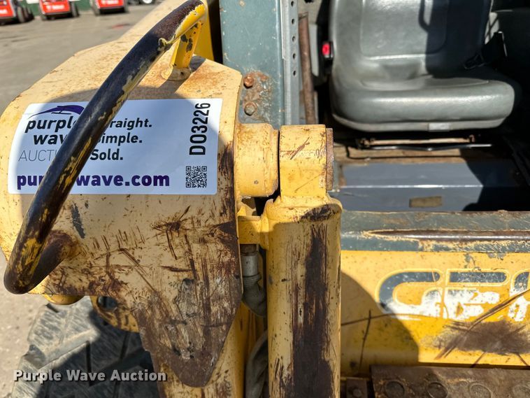 image for item DO3226 2008 Gehl 5640 skid steer loader