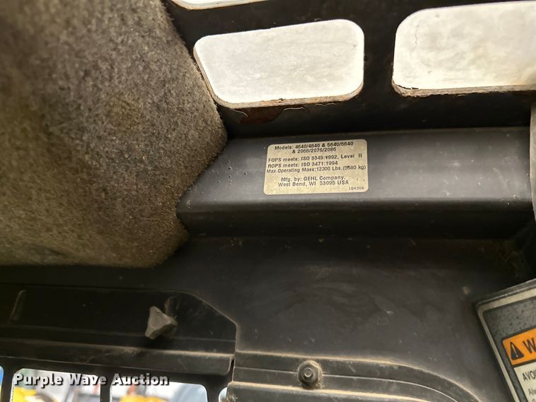 image for item DO3226 2008 Gehl 5640 skid steer loader