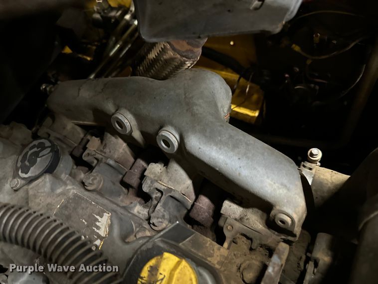 image for item DO3226 2008 Gehl 5640 skid steer loader