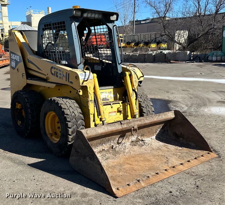 image for item DO3227 2007 Gehl 5640  skid steer loader