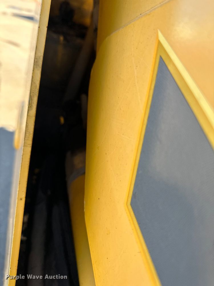 image for item DO3227 2007 Gehl 5640  skid steer loader