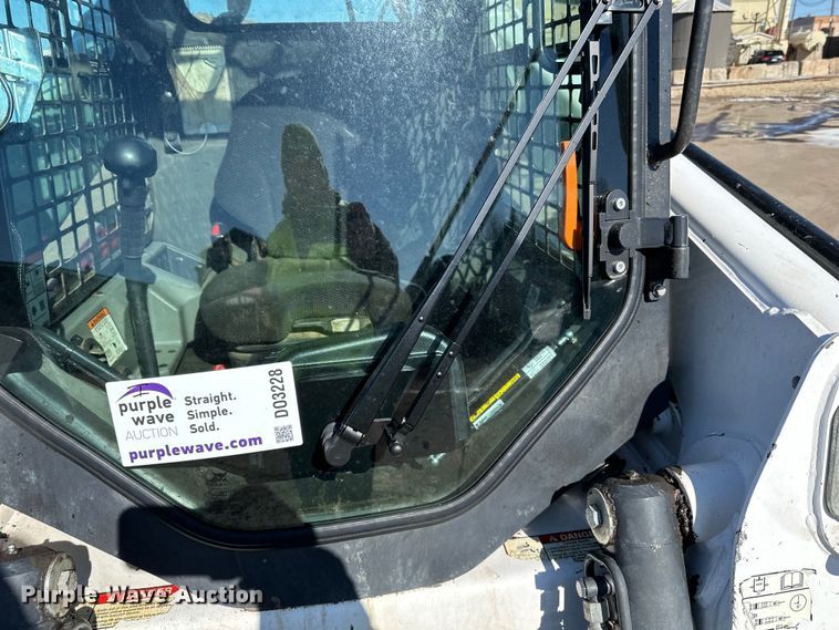 image for item DO3228 2022 Bobcat S770 skid steer loader