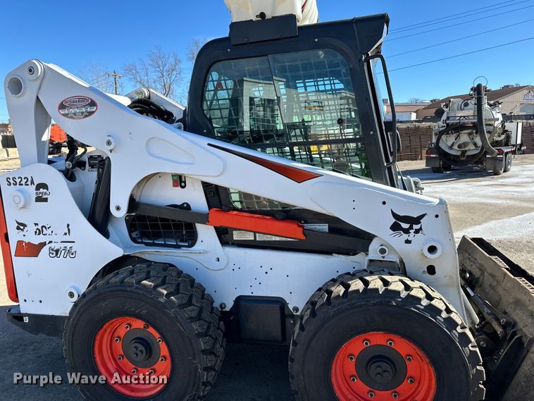 image for item DO3228 2022 Bobcat S770 skid steer loader