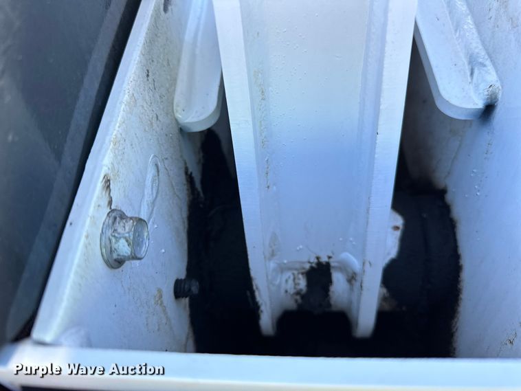 image for item DO3228 2022 Bobcat S770 skid steer loader