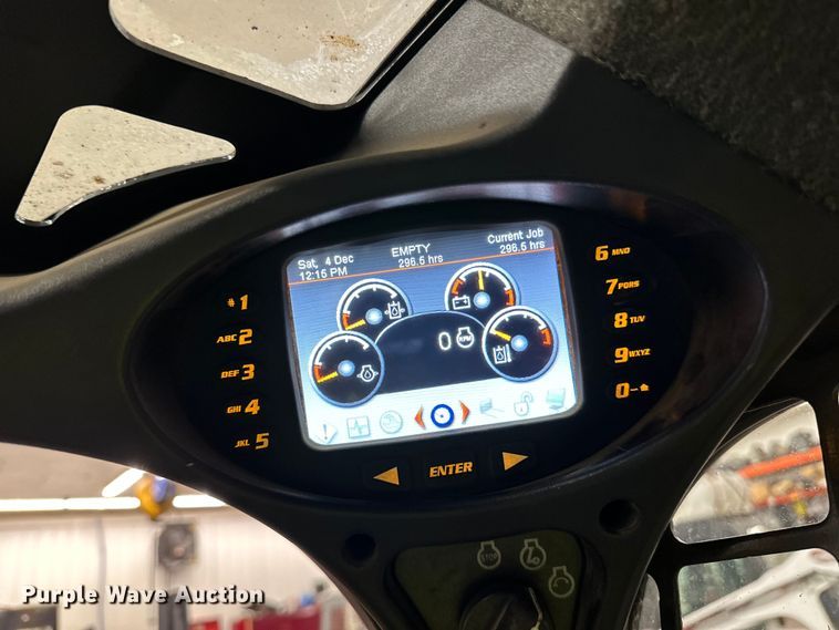 image for item DO3228 2022 Bobcat S770 skid steer loader