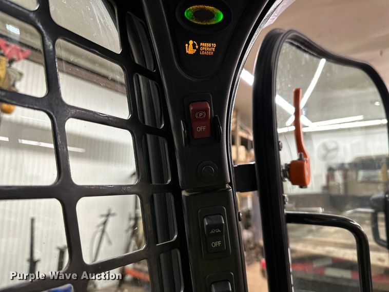 image for item DO3228 2022 Bobcat S770 skid steer loader