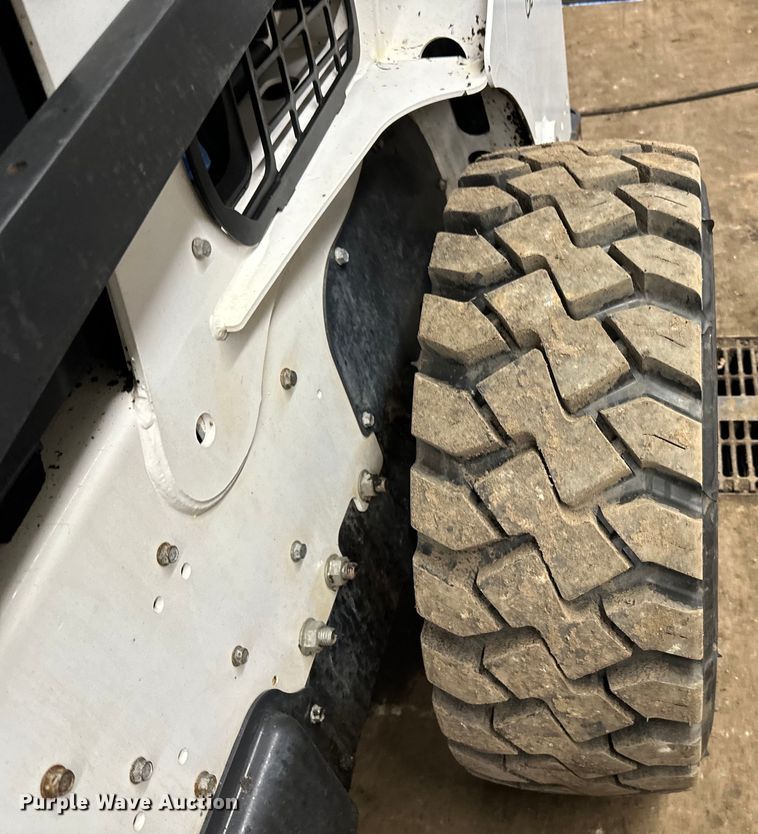 image for item DO3228 2022 Bobcat S770 skid steer loader