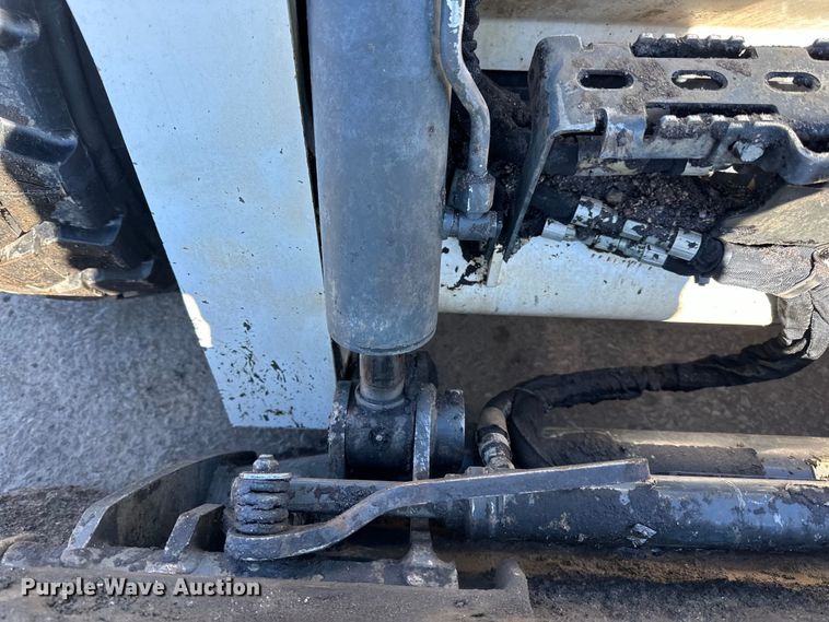 image for item DO3229 2022 Bobcat  S770 skid steer loader