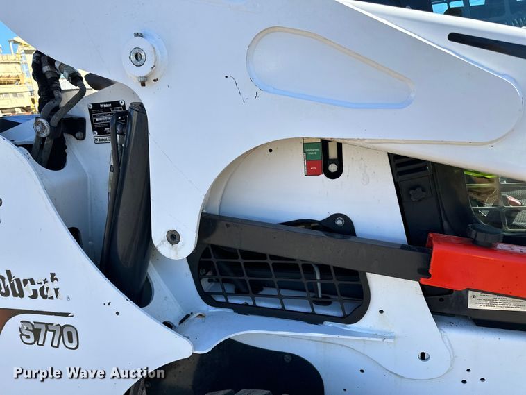 image for item DO3229 2022 Bobcat  S770 skid steer loader