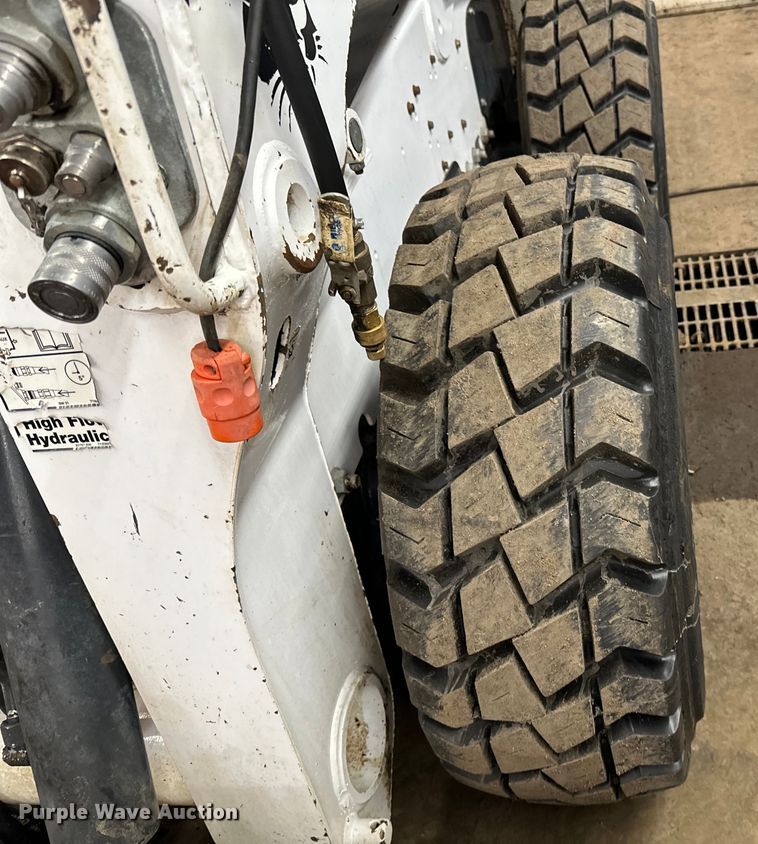 image for item DO3229 2022 Bobcat  S770 skid steer loader