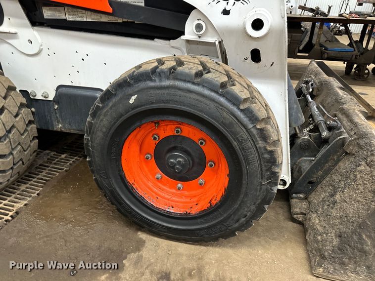 image for item DO3229 2022 Bobcat  S770 skid steer loader