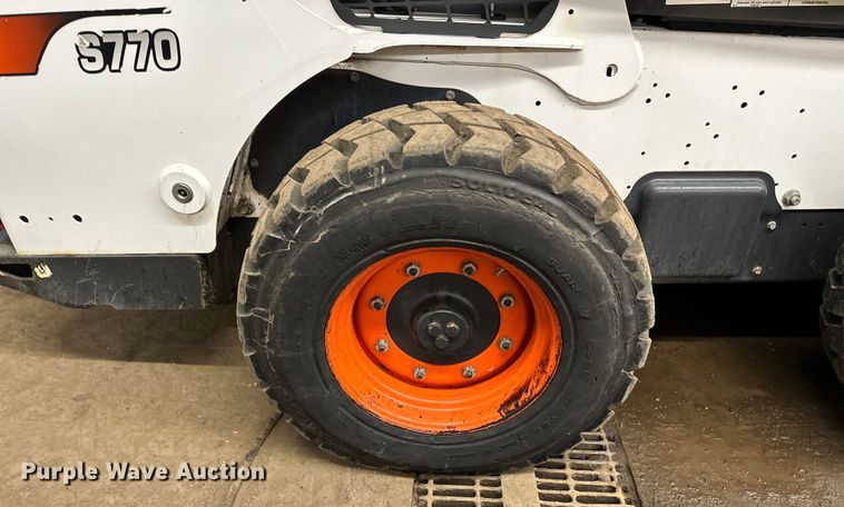 image for item DO3229 2022 Bobcat  S770 skid steer loader