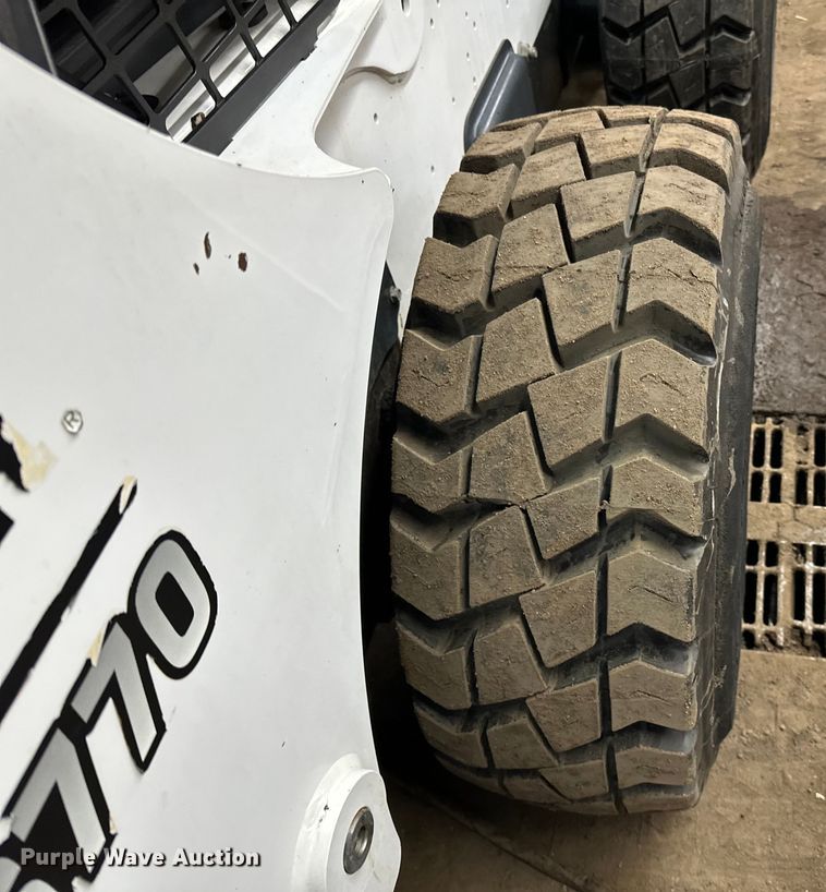 image for item DO3229 2022 Bobcat  S770 skid steer loader