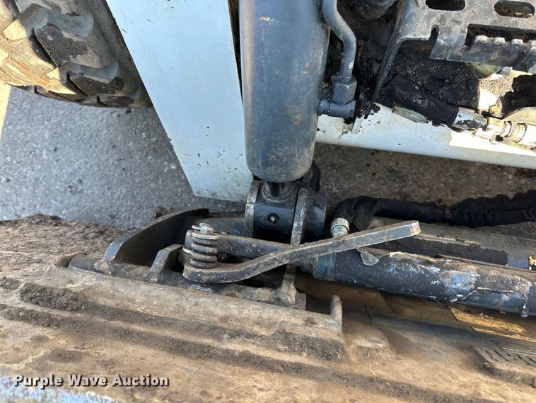 image for item DO3230 2022 Bobcat S770 skid steer loader